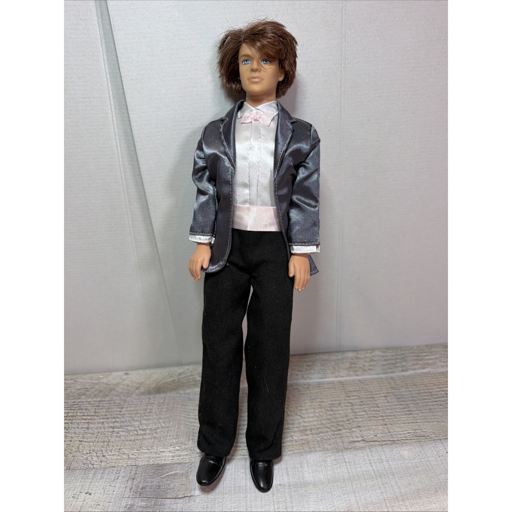 2006 Barbie Every Girl's Dream Groom Ken Doll L3830 Rooted Hair Tux Shoes